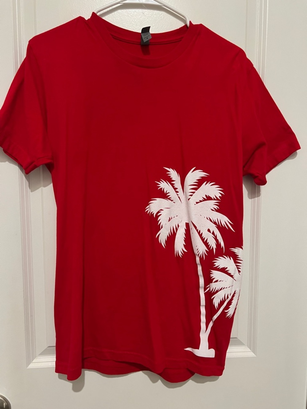“In and Out” Red Tee with White Palm Tree Graphic